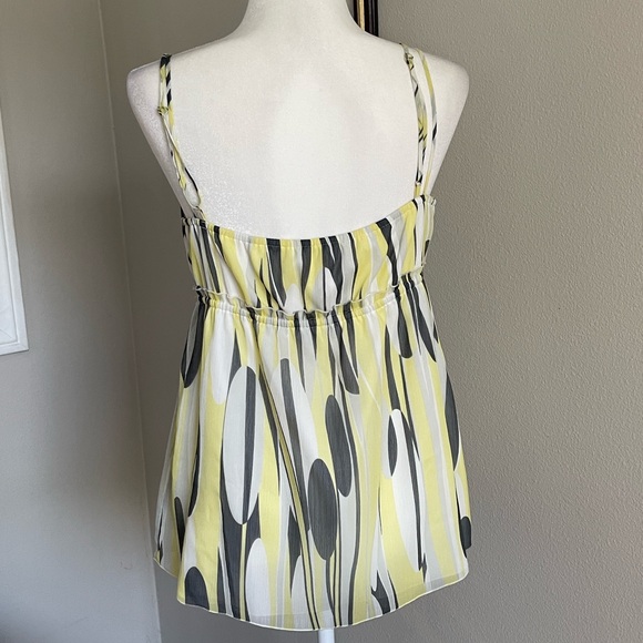 Yellow and Gray Women's Top Size 8 - Picture 5 of 7